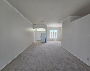 15305 Palomapark Lane - Photo Thumbnail 6
