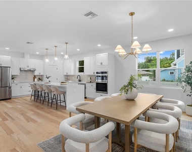 6830 S De Soto Street - Photo Thumbnail 5