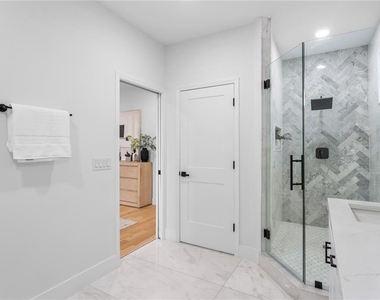 6830 S De Soto Street - Photo Thumbnail 26