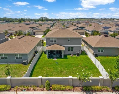 1125 Mattie Pointe Boulevard - Photo Thumbnail 14