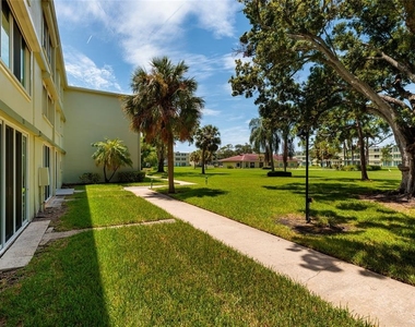 4890 Bay Street Ne - Photo Thumbnail 25