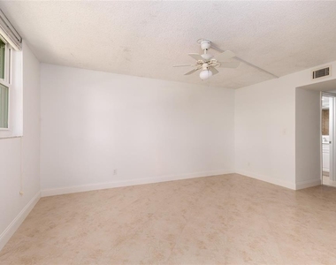 4890 Bay Street Ne - Photo Thumbnail 30
