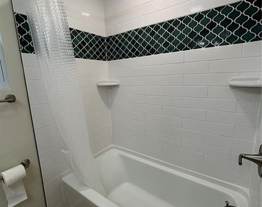 7216 7th Avenue N - Photo Thumbnail 16