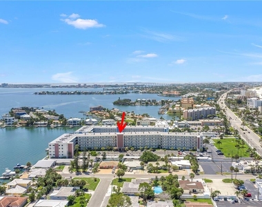 5575 Gulf Boulevard - Photo Thumbnail 43