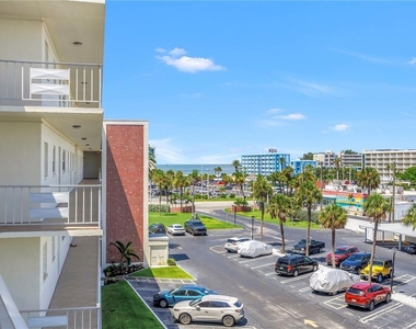5575 Gulf Boulevard - Photo Thumbnail 3