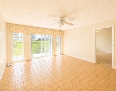 310 Faircross Circle - Photo Thumbnail 8