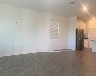 1664 Cross Prairie Parkway - Photo Thumbnail 15