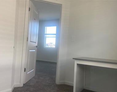 1664 Cross Prairie Parkway - Photo Thumbnail 10