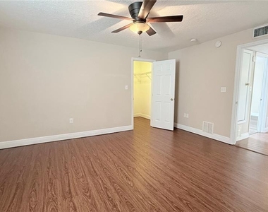 524 Orange Drive - Photo Thumbnail 13