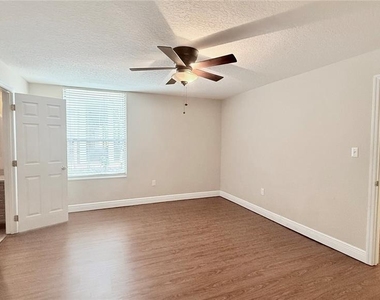 524 Orange Drive - Photo Thumbnail 10