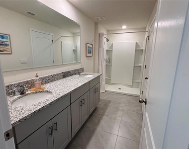 3078 Meleto Boulevard - Photo Thumbnail 14