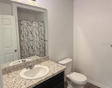 2549 W Castania Drive - Photo Thumbnail 6