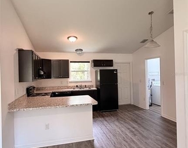 2549 W Castania Drive - Photo Thumbnail 1