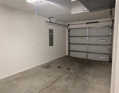 2549 W Castania Drive - Photo Thumbnail 9