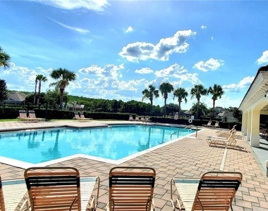 2916 White Cedar Circle - Photo Thumbnail 19