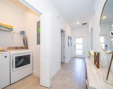 2673 Reading Trail - Photo Thumbnail 21
