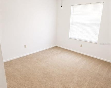 7712 Simon Ridge Court - Photo Thumbnail 11