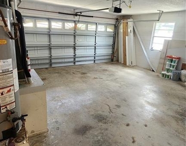 7712 Simon Ridge Court - Photo Thumbnail 13