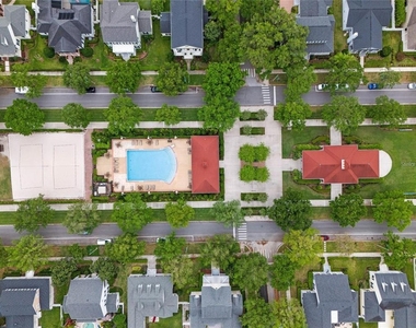 229 Longview Avenue - Photo Thumbnail 8