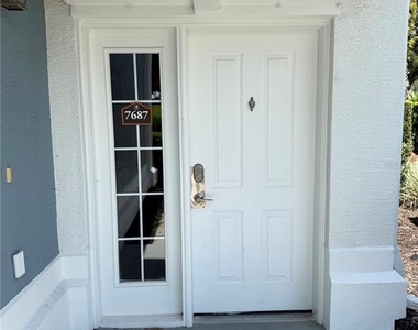 7687 Heritage Crossing Way - Photo Thumbnail 3
