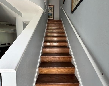 7687 Heritage Crossing Way - Photo Thumbnail 5