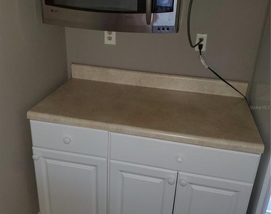 7900 S Orange Blossom Trail - Photo Thumbnail 6