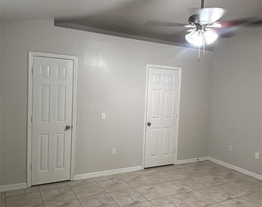 333 Kingfish Drive - Photo Thumbnail 1