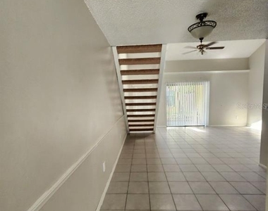 2760 Gray Fox Lane - Photo Thumbnail 9