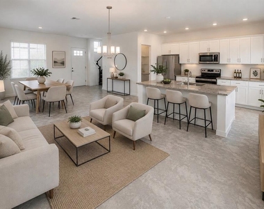 3082 Voyager Avenue - Photo Thumbnail 1