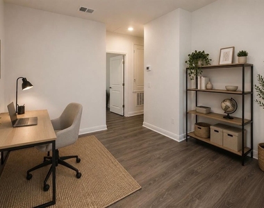 3082 Voyager Avenue - Photo Thumbnail 3