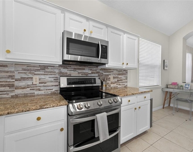 1791 Royal Ridge Drive - Photo Thumbnail 9