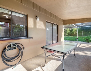 712 E Flag Way - Photo Thumbnail 20