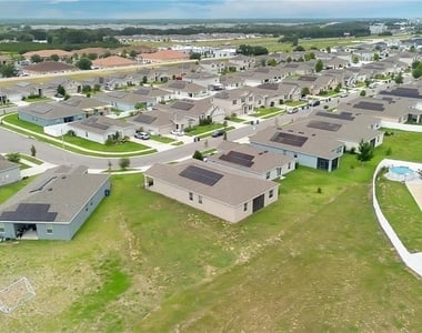 272 Taft Drive - Photo Thumbnail 1