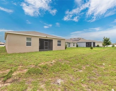 272 Taft Drive - Photo Thumbnail 9
