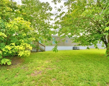 16 E Murphy Street - Photo Thumbnail 27