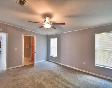 16 E Murphy Street - Photo Thumbnail 13