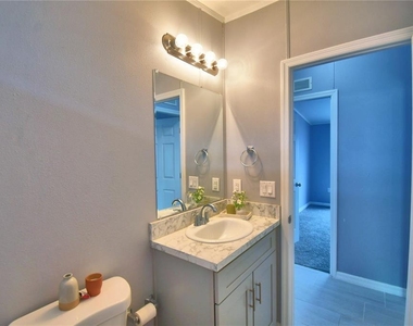 16 E Murphy Street - Photo Thumbnail 23