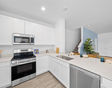 4890 Sw 81st Loop - Photo Thumbnail 14