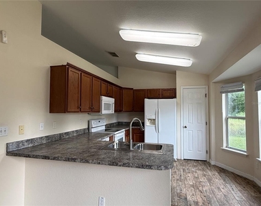 4156 Sw 159th Court - Photo Thumbnail 6