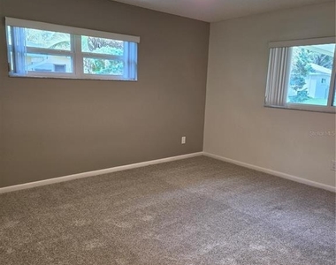 9692 Sw 95th Court - Photo Thumbnail 13