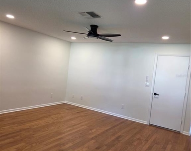 9692 Sw 95th Court - Photo Thumbnail 3