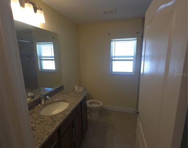 5082 Sw 91st Place - Photo Thumbnail 6