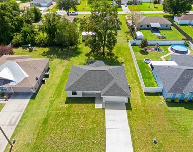 13422 Sw 48th Avenue - Photo Thumbnail 2