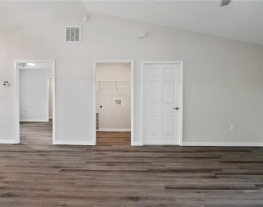 13422 Sw 48th Avenue - Photo Thumbnail 15