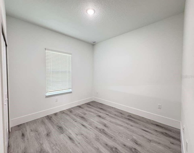 3741 W Forest Drive W - Photo Thumbnail 22