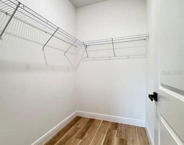 8419 N Saxon Way - Photo Thumbnail 25