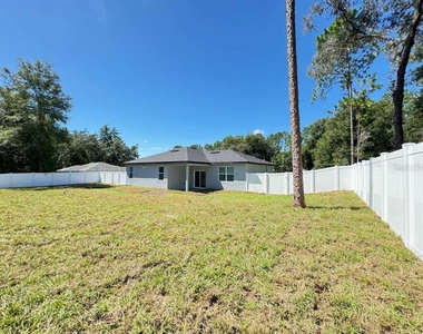 8419 N Saxon Way - Photo Thumbnail 39