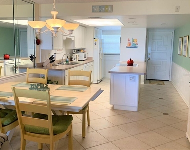 4301 S Atlantic Avenue - Photo Thumbnail 3