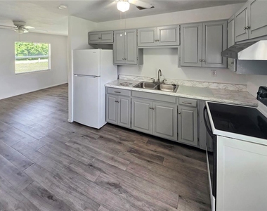185 E Lake Mary Avenue - Photo Thumbnail 9