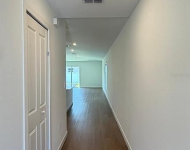 4426 Sw 80th Plaza - Photo Thumbnail 6